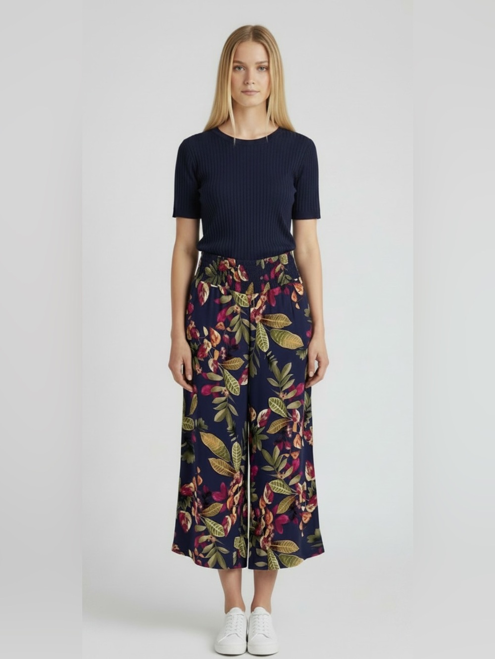 J. Jill Wide Leg Cropped Pant Women's S Blue Multi Tropical Smocked Waist